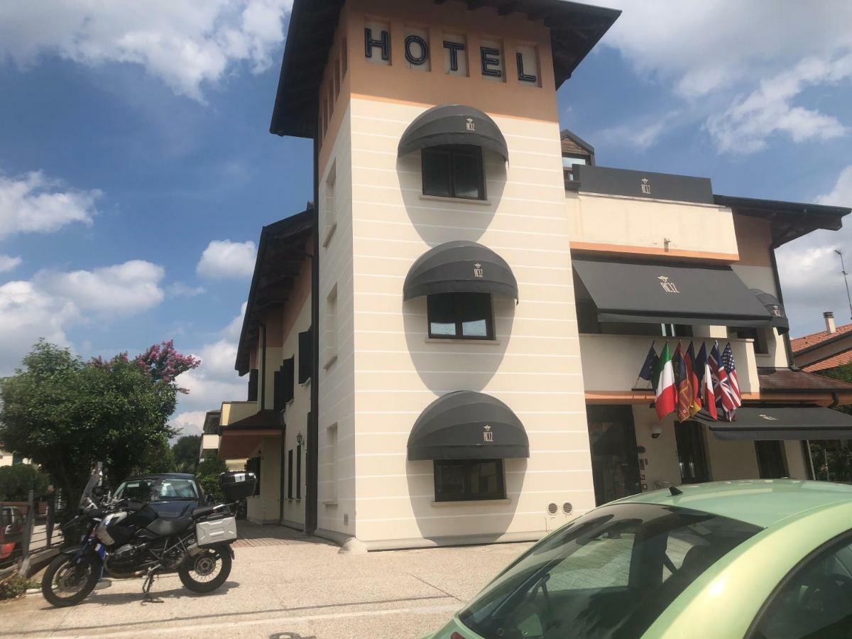 Small Hotel Royal Hotel Rc12 Padova Exterior foto